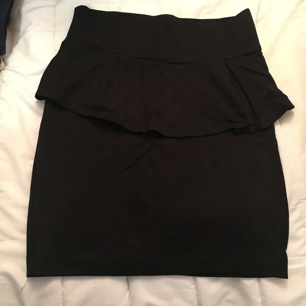 Peplum pencil skirt